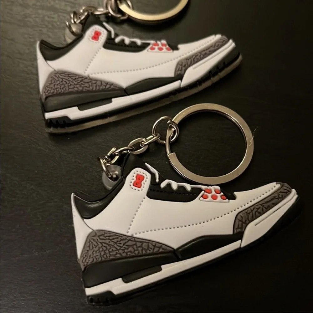 LAST SET! 2 keychains - Jordan 3 Cement Keychain